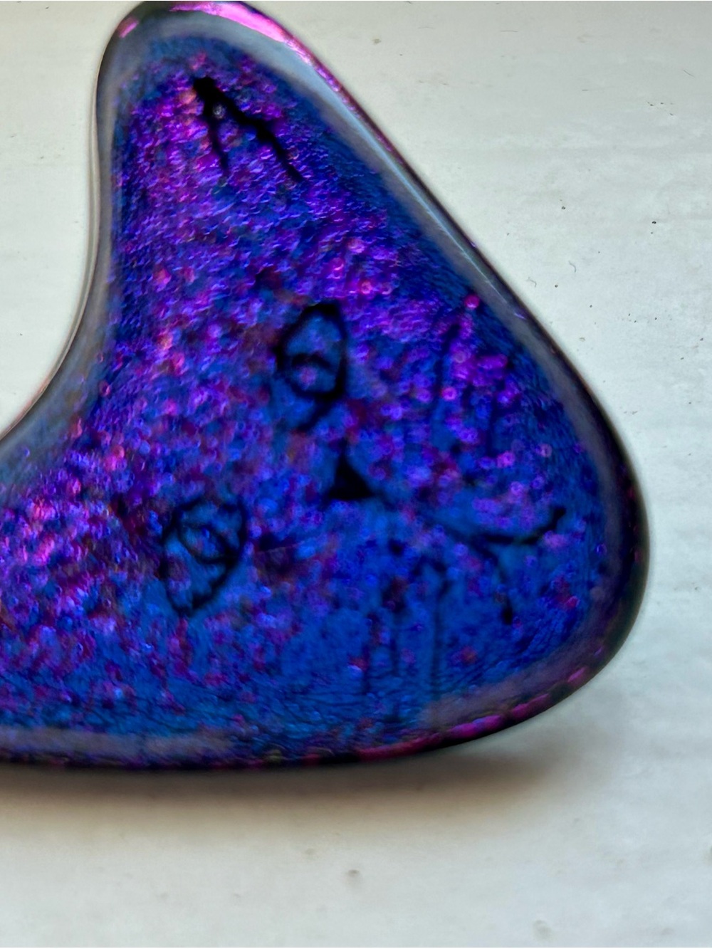 Blue Purple Iridescent Glass Art Accent - Unbranded Cat Pin